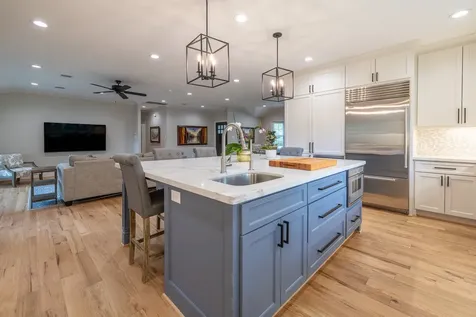 5230 Redstart Street Houston TX 77035