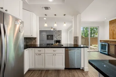 241 Litchfield Lane Houston TX 77024