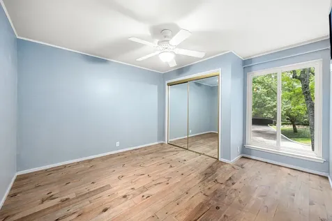 241 Litchfield Lane Houston TX 77024