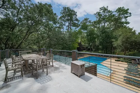 241 Litchfield Lane Houston TX 77024