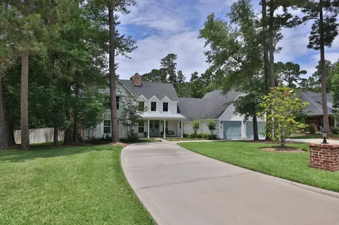 390 Camden Hills W Montgomery TX 77356