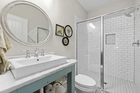 390 Camden Hills W Montgomery TX 77356