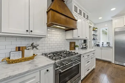 390 Camden Hills W Montgomery TX 77356
