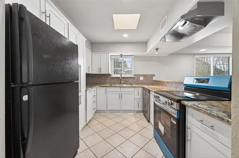 1114 Augusta Drive 10 Houston TX 77057