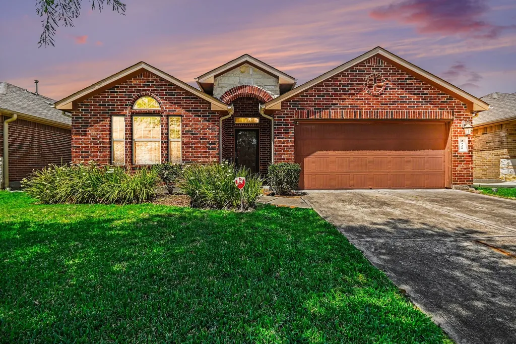 2930 Canadian Goose Lane Baytown TX 77521