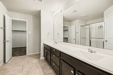 2930 Canadian Goose Lane Baytown TX 77521