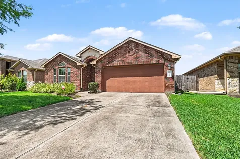 2930 Canadian Goose Lane Baytown TX 77521