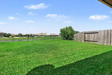 2930 Canadian Goose Lane Baytown TX 77521
