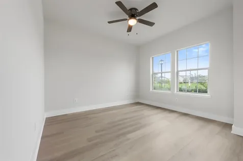 6143 Settlers Lake Circle E Katy TX 77449