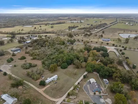 4959 Rock Island Lane Washington TX 77880