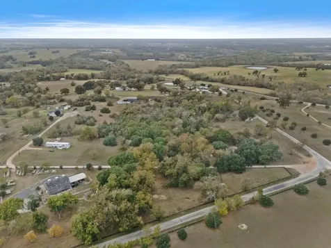 4959 Rock Island Lane Washington TX 77880