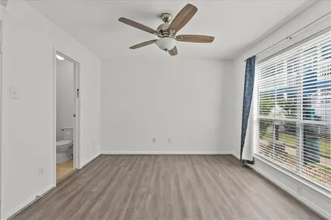 3506 Cove View Boulevard 303 Galveston TX 77554