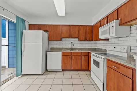 3506 Cove View Boulevard 303 Galveston TX 77554