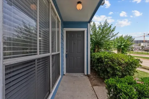 3506 Cove View Boulevard 303 Galveston TX 77554