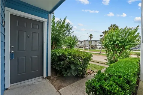 3506 Cove View Boulevard 303 Galveston TX 77554