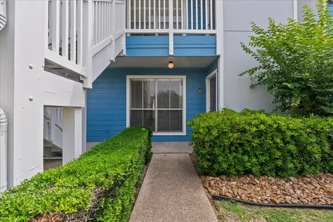 3506 Cove View Boulevard 303 Galveston TX 77554