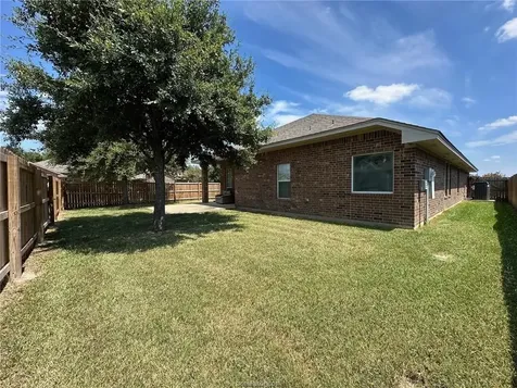 1027 Emerald Dove Avenue College Station TX 77845
