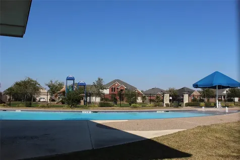 2409 Avalon Trace Lane Pearland TX 77581