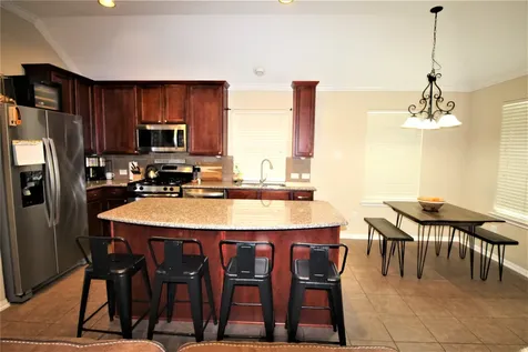 2409 Avalon Trace Lane Pearland TX 77581