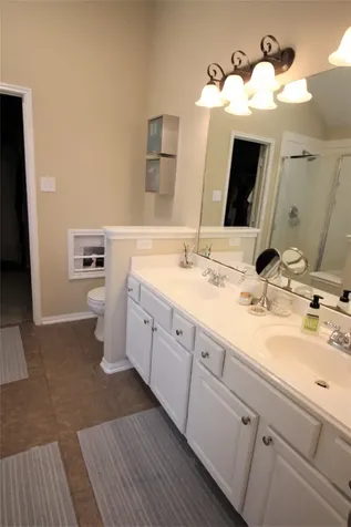 2409 Avalon Trace Lane Pearland TX 77581