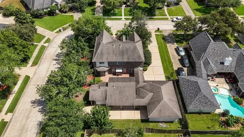 1602 Orlando Street Friendswood TX 77546