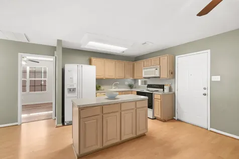 1602 Orlando Street Friendswood TX 77546