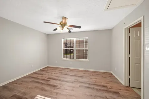 1602 Orlando Street Friendswood TX 77546