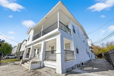 2202 Hutchins Street A Houston TX 77003