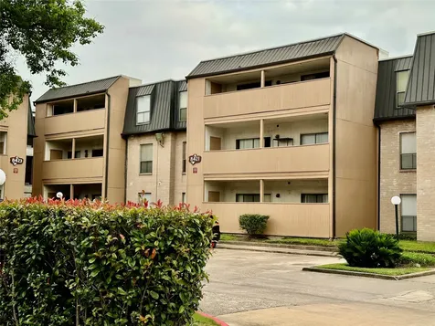 8421 Hearth Drive 24 Houston TX 77054
