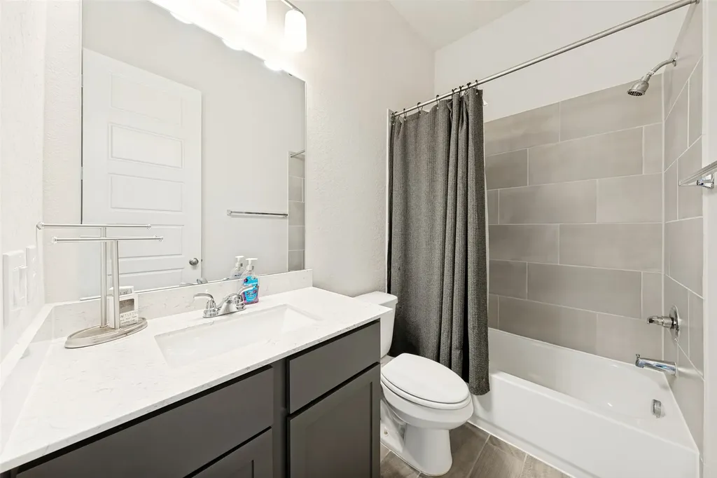 12314 Fort Travis San Antonio TX 78245