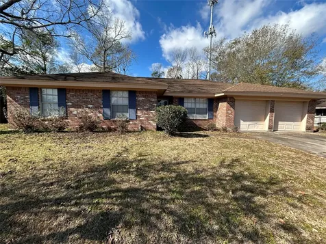 1805 King Arthur Court Pinehurst TX 77630