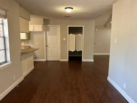 1805 King Arthur Court Pinehurst TX 77630