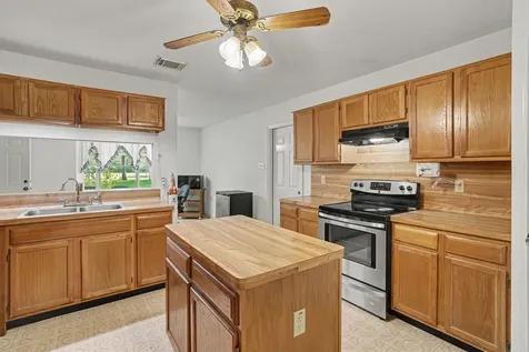 2311 Anders Lane Kemah TX 77565