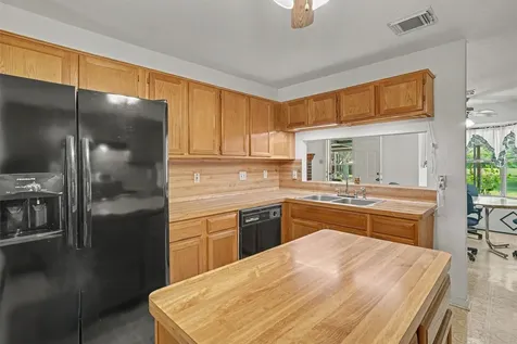 2311 Anders Lane Kemah TX 77565