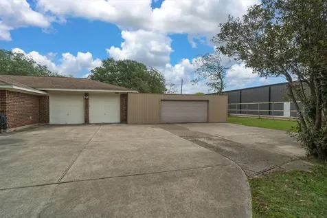 2311 Anders Lane Kemah TX 77565