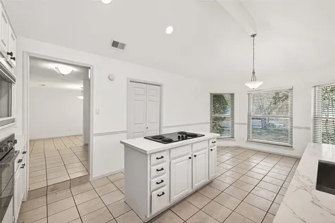 15411 Lago Villa Drive Tomball TX 77377