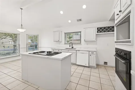 15411 Lago Villa Drive Tomball TX 77377