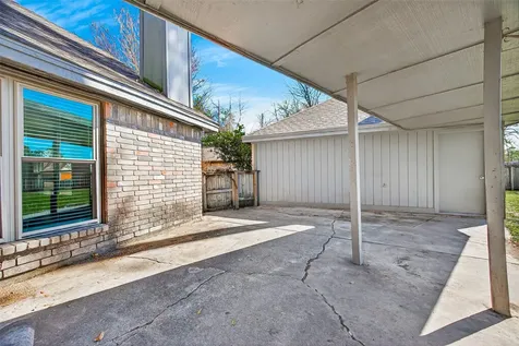 15411 Lago Villa Drive Tomball TX 77377