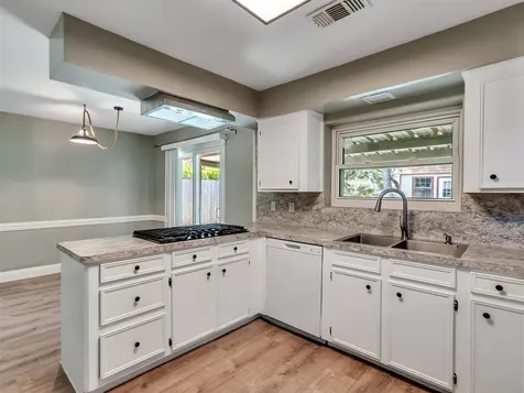 508 Pin Oak Drive Baytown TX 77520
