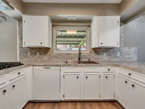 508 Pin Oak Drive Baytown TX 77520