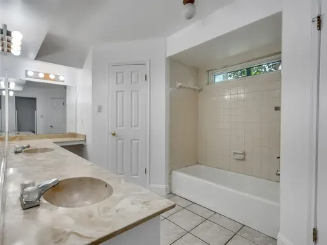 508 Pin Oak Drive Baytown TX 77520