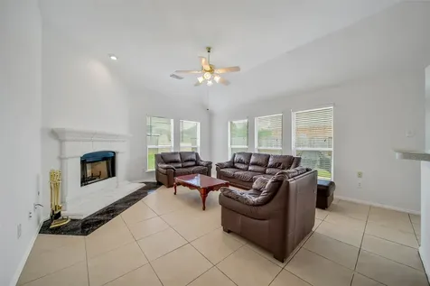9918 Memorial Crossing Drive Tomball TX 77375