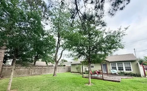 1017 E Miller Street Angleton TX 77515