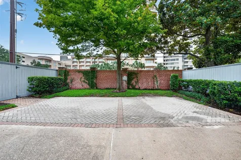 5202 Sagecircle Street S Houston TX 77056