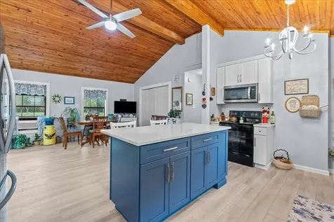 7808 Carolyn Street Santa Fe TX 77517