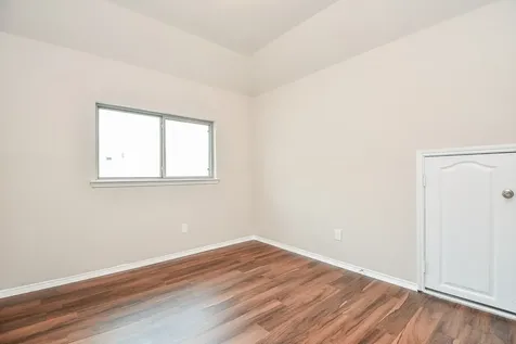 5039 Azalea Trace Drive Houston TX 77066