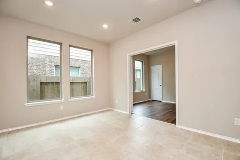 5039 Azalea Trace Drive Houston TX 77066