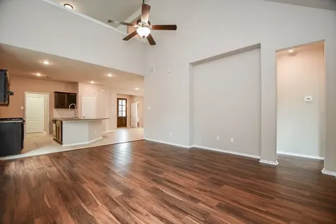 5039 Azalea Trace Drive Houston TX 77066