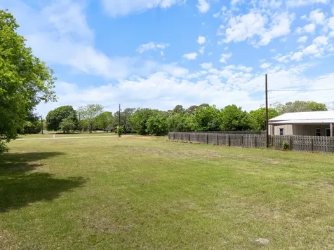 1714 Ruthven Street Palacios TX 77465