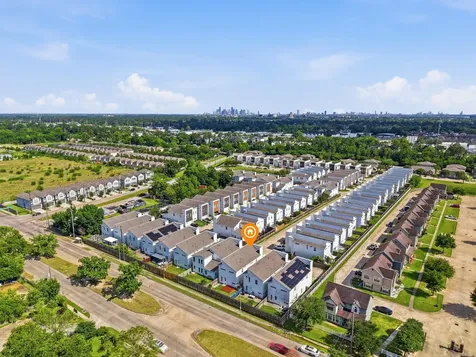 2216 Cortijo Place Houston TX 77091